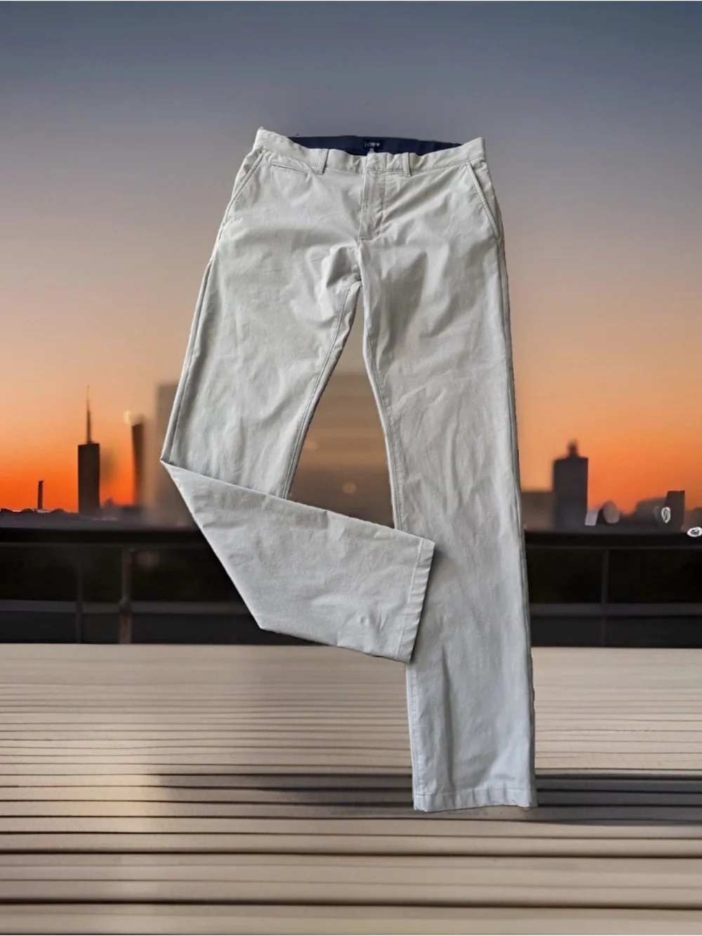 J.Crew Men’s Size W31-L34 Flat Front 484 Slim Tech Pants. Grey. Excellent Cond.